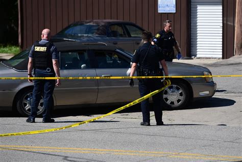 By. Nathan Clark | nclark1@mlive.com. JACKSON, MI – A Jackson man is dead after suffering multiple gunshot wounds in a shooting outside a Jackson strip club early Sunday morning. Abdulah Mills ...
